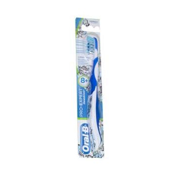 Oral-B Pro Expert 8+ spazzolino